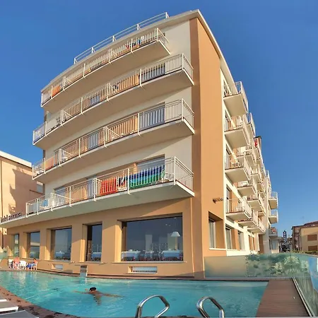 Hotel Ancora 4*
